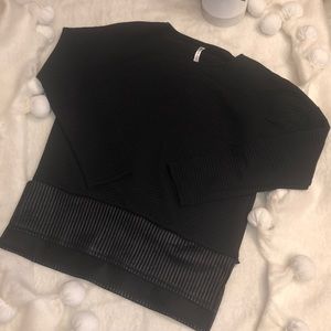 🆕 Fabletics Top